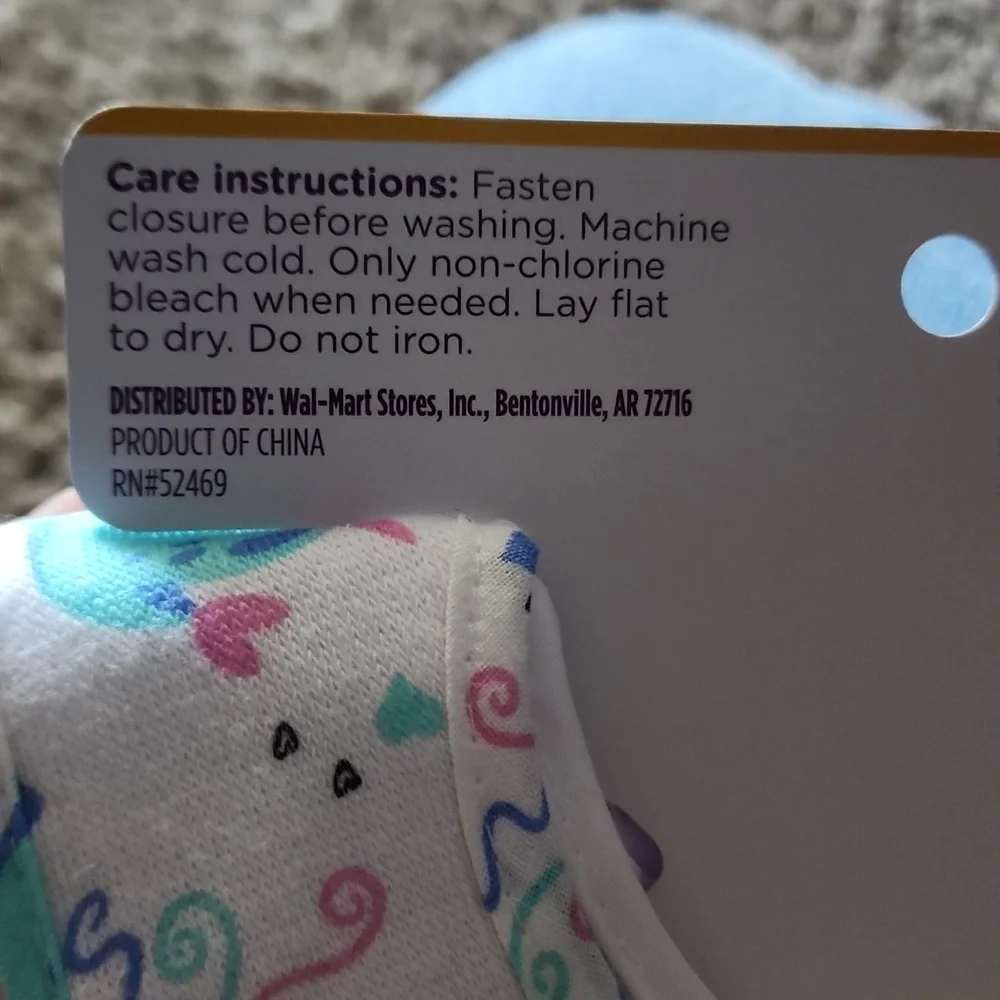 NWT 5 Bibs Parent Choice